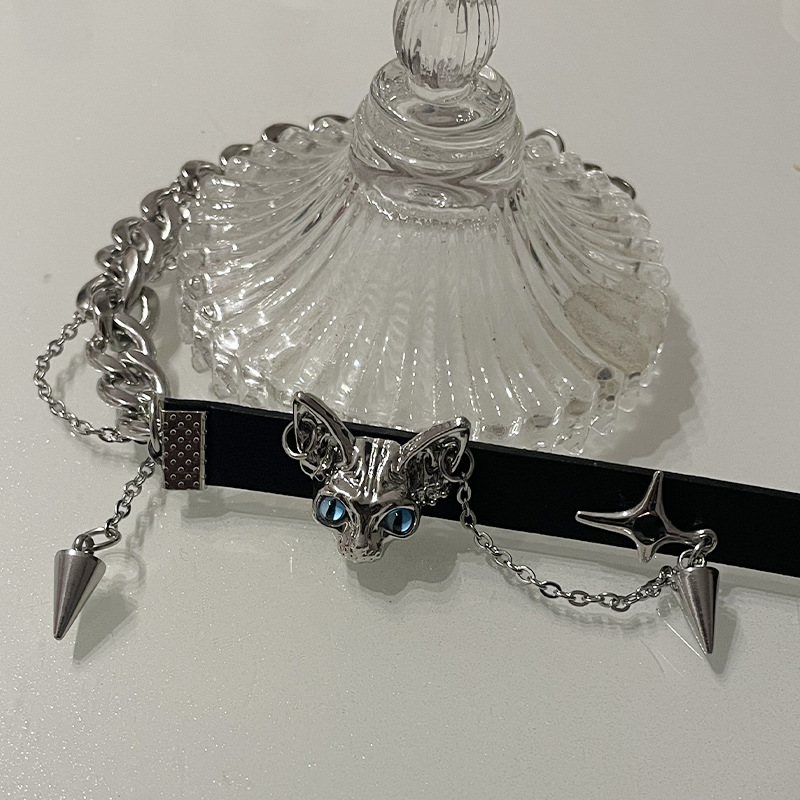 Cat Rivet Tassel Necklace for Women - Unique & Stylish Design - Image 3