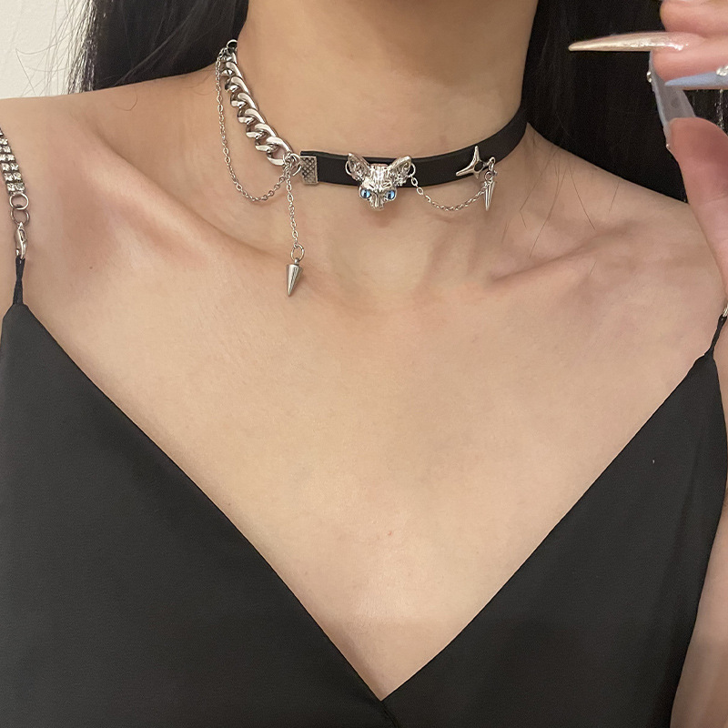 Cat Rivet Tassel Necklace for Women - Unique & Stylish Design - Image 6