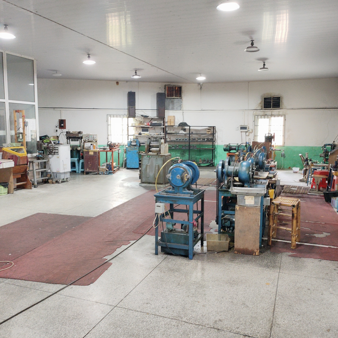 Elegant Closed Diamond Sand Starry Silver Bracelet - Shine Brightly - Image 6