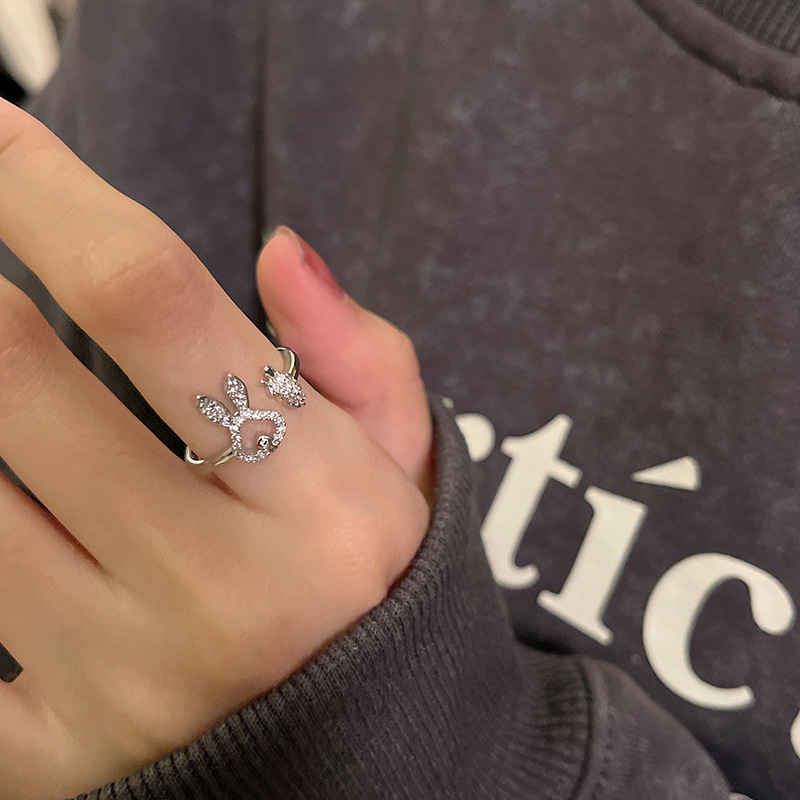 Asymmetric Carrot Rabbit Ring for Women - Unique and Stylish Jewelry - Image 11