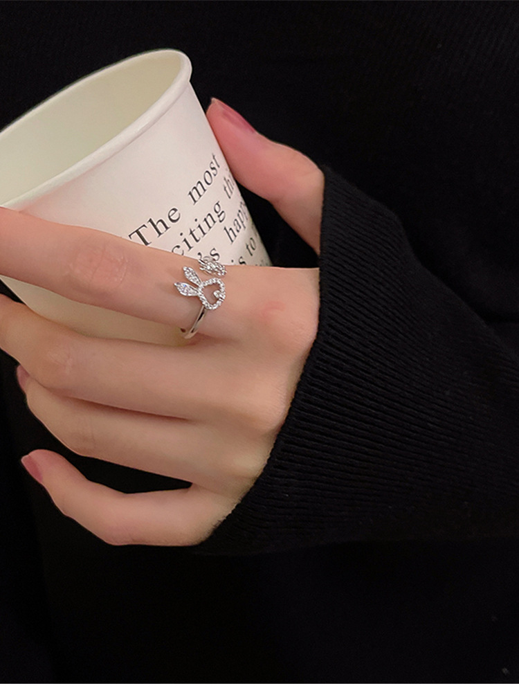 Asymmetric Carrot Rabbit Ring for Women - Unique and Stylish Jewelry - Image 16