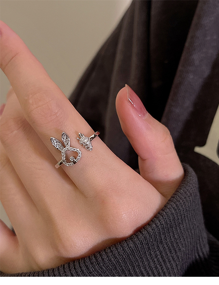 Asymmetric Carrot Rabbit Ring for Women - Unique and Stylish Jewelry - Image 17