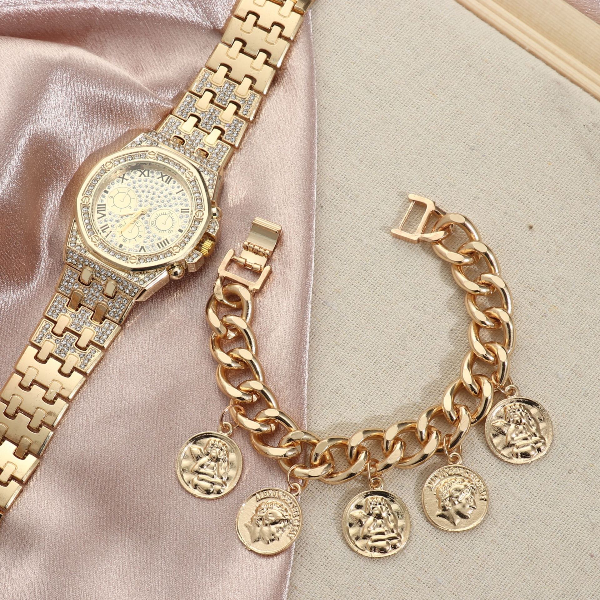 Men's Diamond Large Dial Quartz Watch - Stylish Timepiece for Every Occasion - Image 2