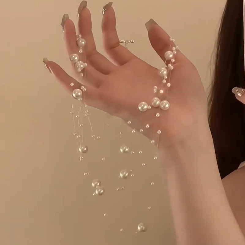 Elegant Women's Multi-layer Pearl Necklace Clavicle Chain for Stunning Style - Image 6