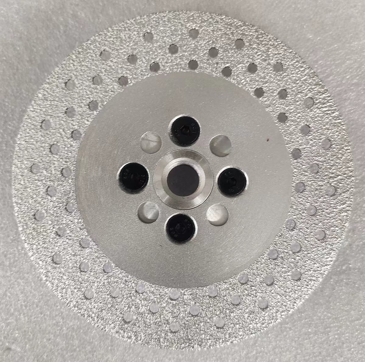 Brazed Flat Grinding Disc with M14 Flange - Premium Stone Grinding Disc - Image 5