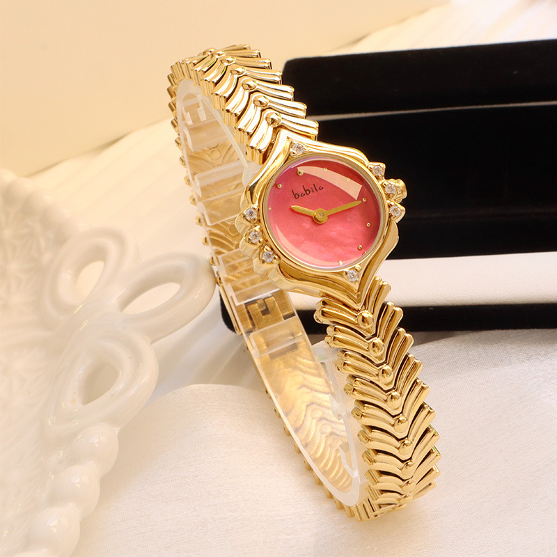 Elegant Bamboo Chain Quartz Watch for Women - A Perfect Gift - Image 12
