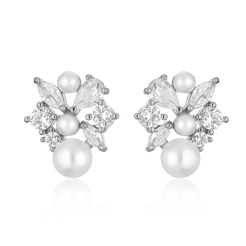 RAKOL French Square Diamond and Pearl Stud Earrings for Elegant Style - Image 5