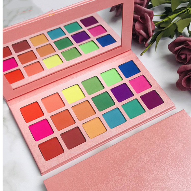 18-Color Square Eyeshadow Palette - Vibrant Shades for Stunning Looks - Image 6