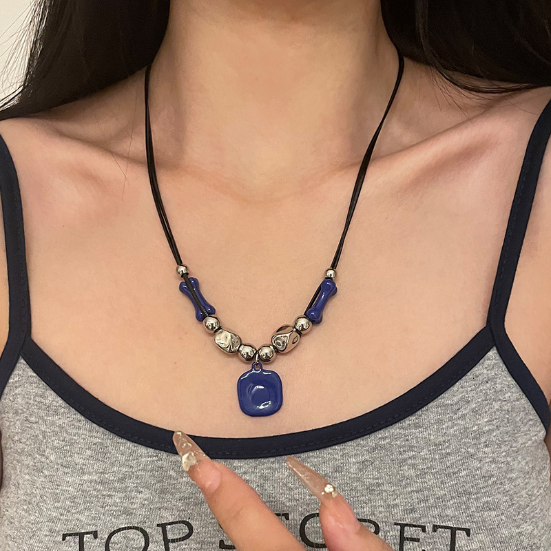 Stylish European and American Blue Square Pendant Necklace for Elegance