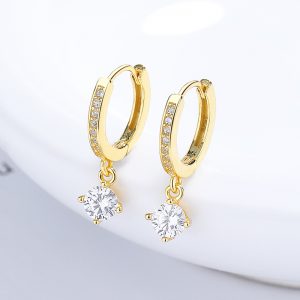 925 Sterling Silver Women's Four-claw Gang Drill Earrings - Elegant Style