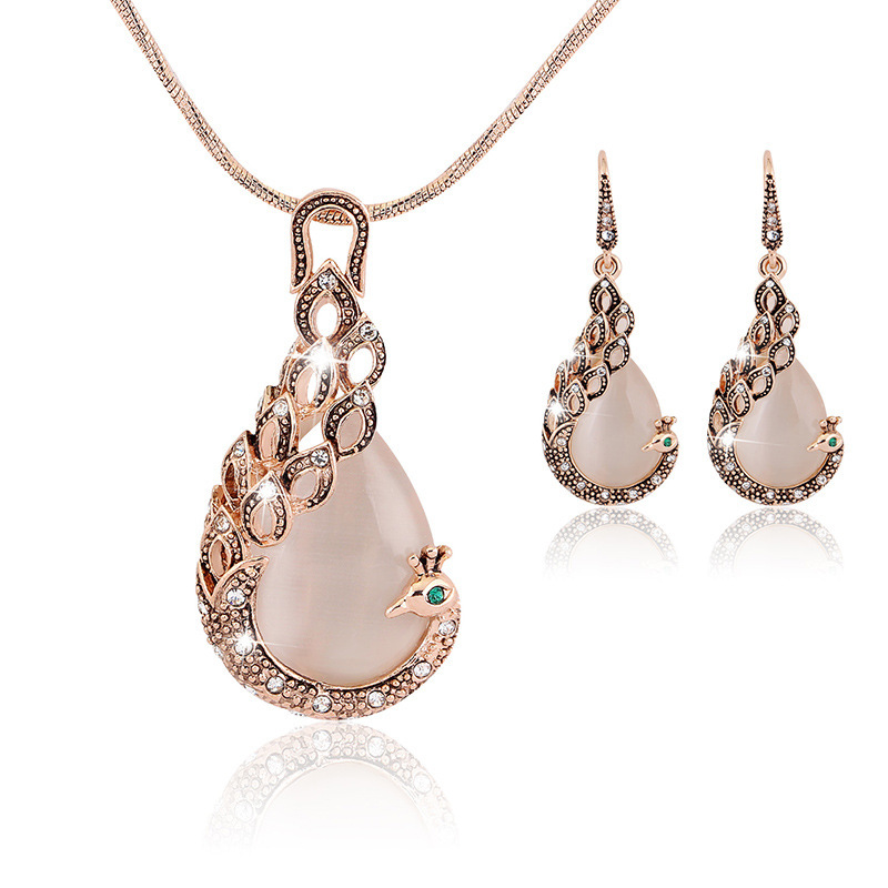 Elegant Peacock Jewelry Set - Stunning Accessories for Every Occasion - Image 3