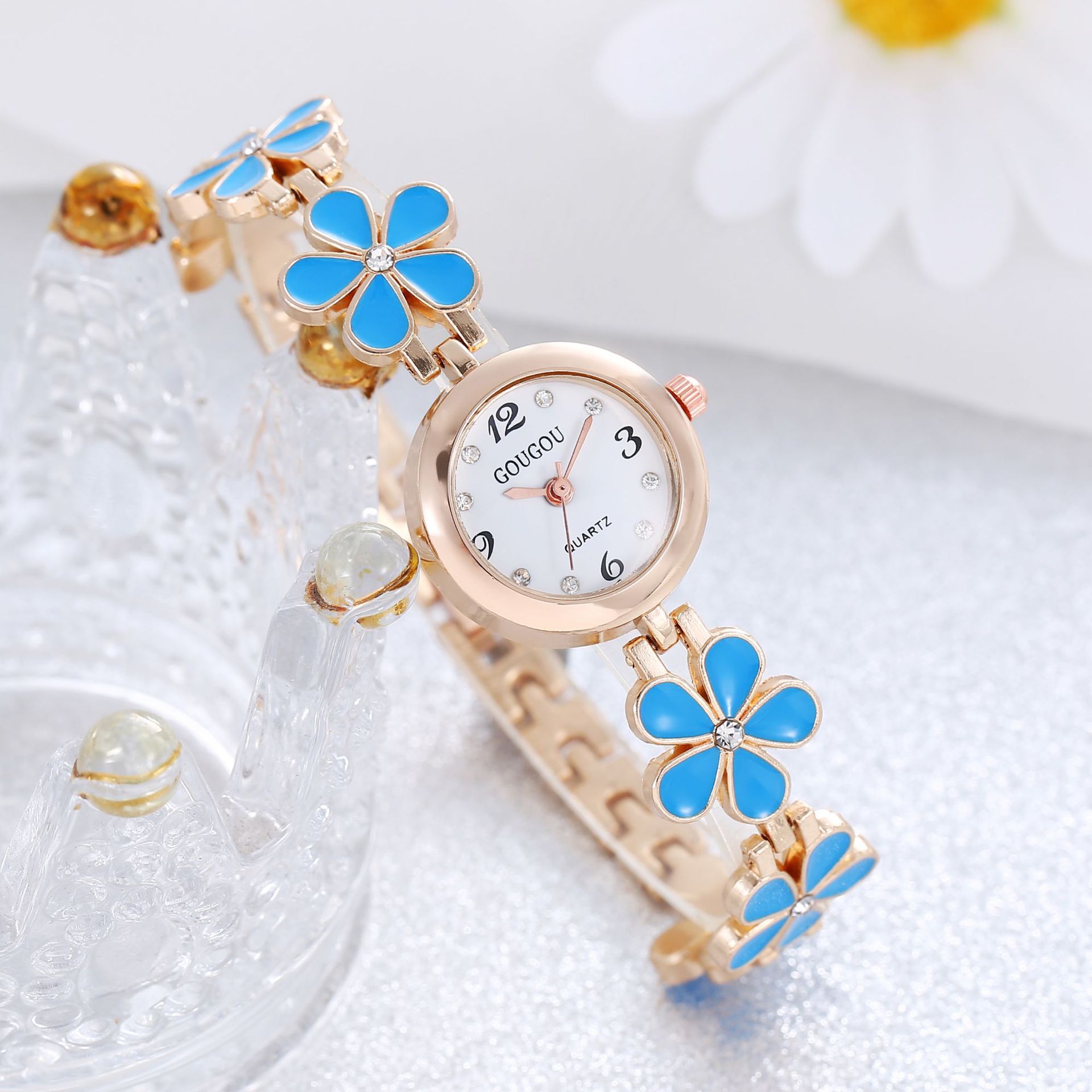 Elegant Ladies Petal Patterned Quartz Watch and Bracelet Set for Timeless Style - Image 13