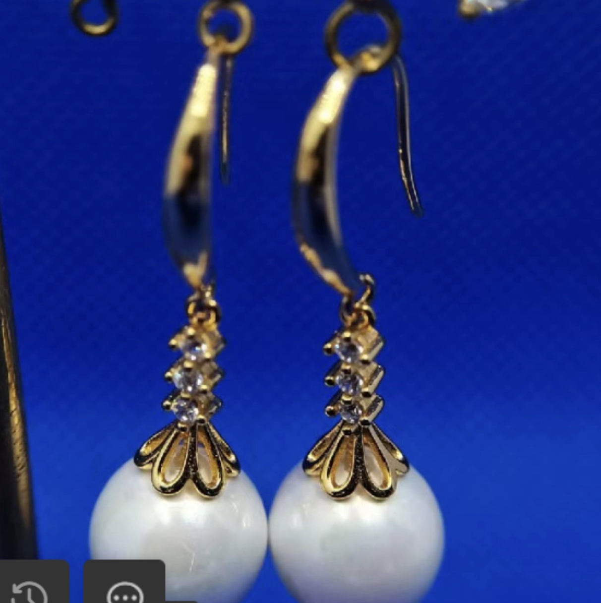 Elegant and Minimalist New Earrings for Effortless Style - Image 7