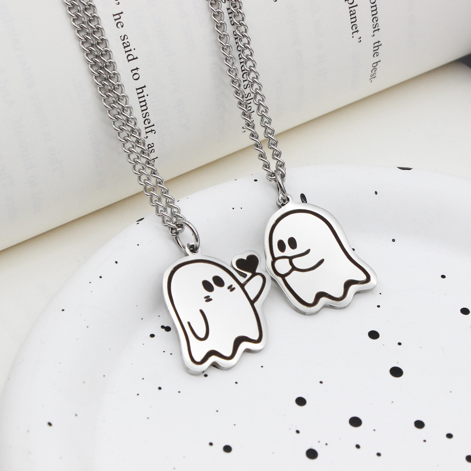 Adorable Halloween Love Ghost Necklace for Couples - Men & Women Pendant Accessories - Image 3