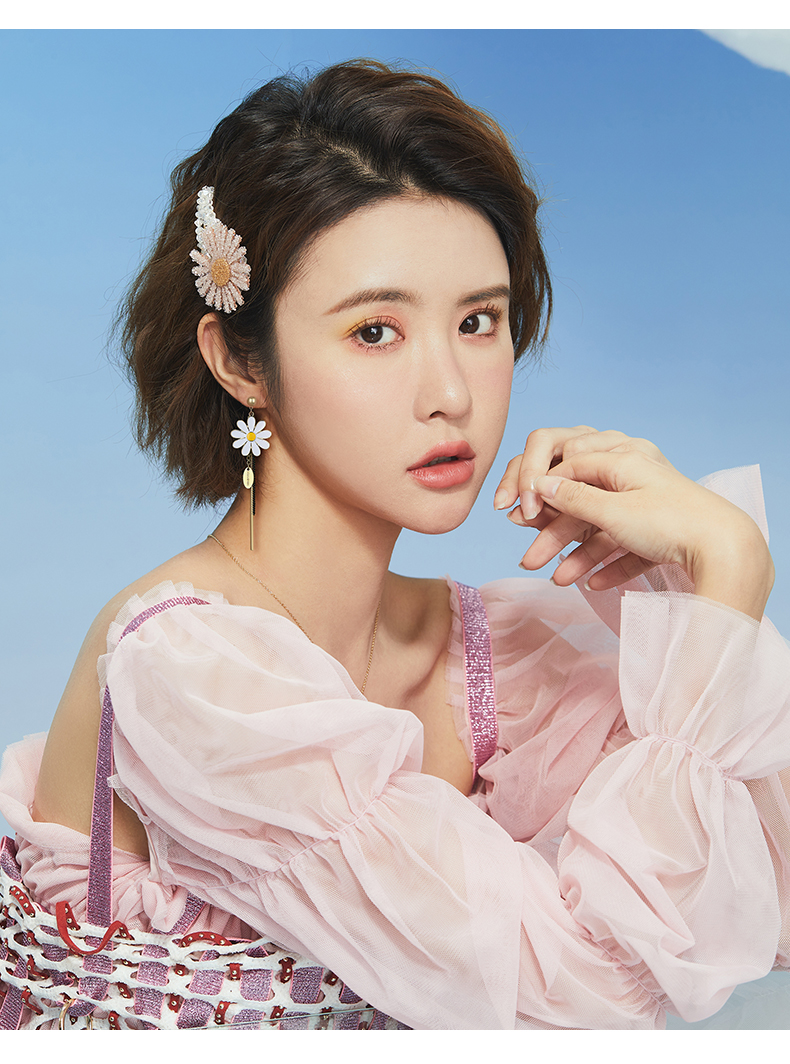 Stylish Long Tassel Asymmetric Flower Earrings for Elegant Looks - Image 13