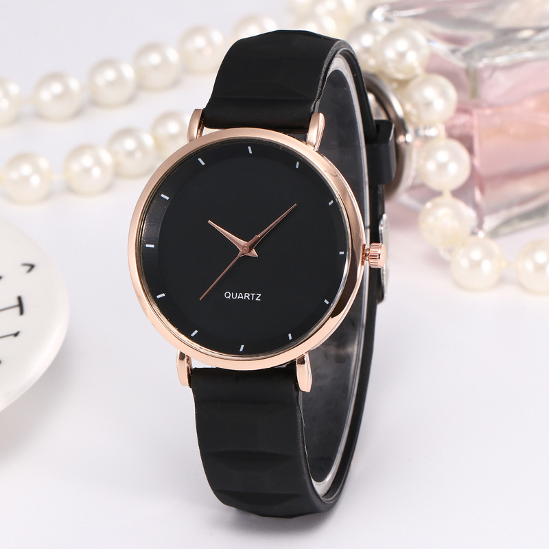 Stylish Men's and Women's Jelly Casual Silicone Watches for Everyday Wear
