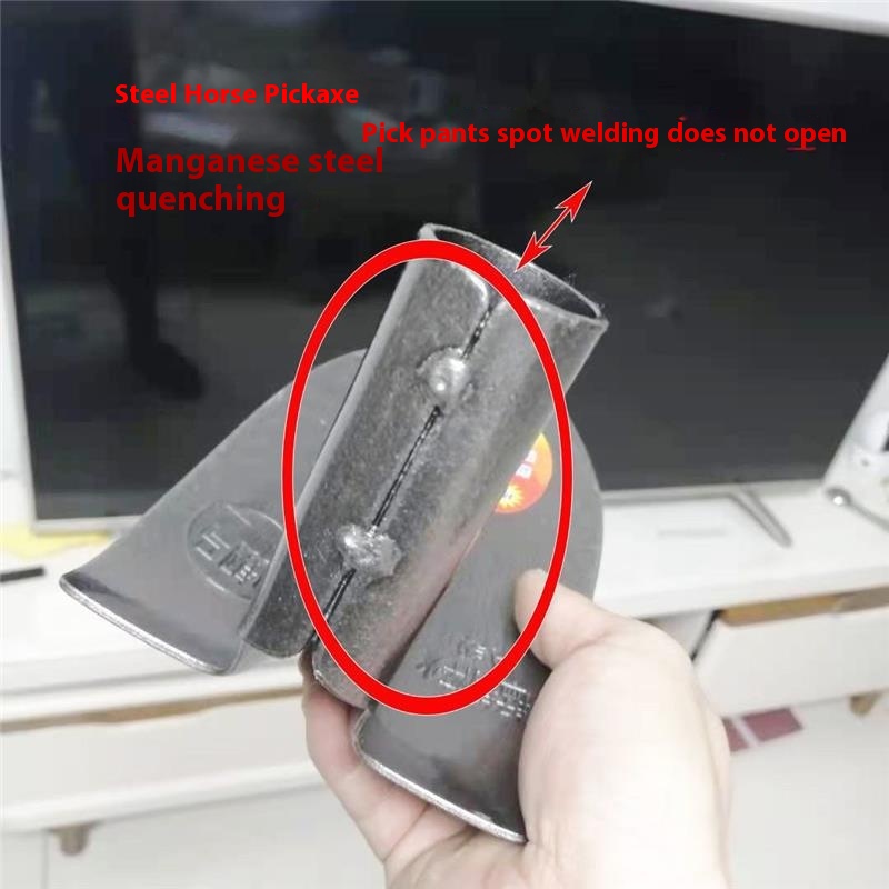 Premium Agricultural Pointed Hoe - Manganese Steel Quenching Weeding Ripper Plough Tool - Image 5