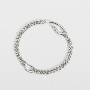 Trendy Design Sense Fashion Jewelry Hand Ornaments Bracelet for Stylish Looks