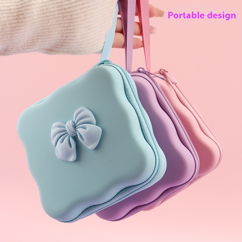 Compact and User-Friendly Household Data Cable Organizer Bag - Image 10