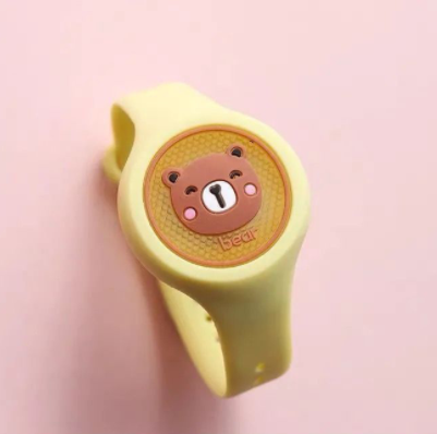 Creative Anti-Mosquito Watch: Silicone Mosquito Repellent Bracelet for Ultimate Protection