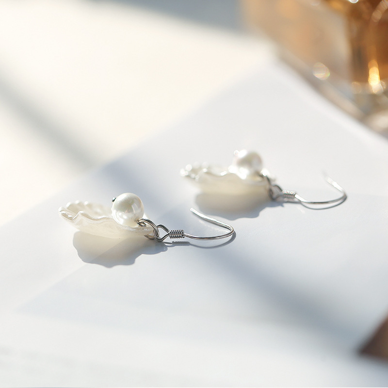 Elegant Women's Complex Shell Earrings - Stunning Ear Rings for Any Occasion - Image 2