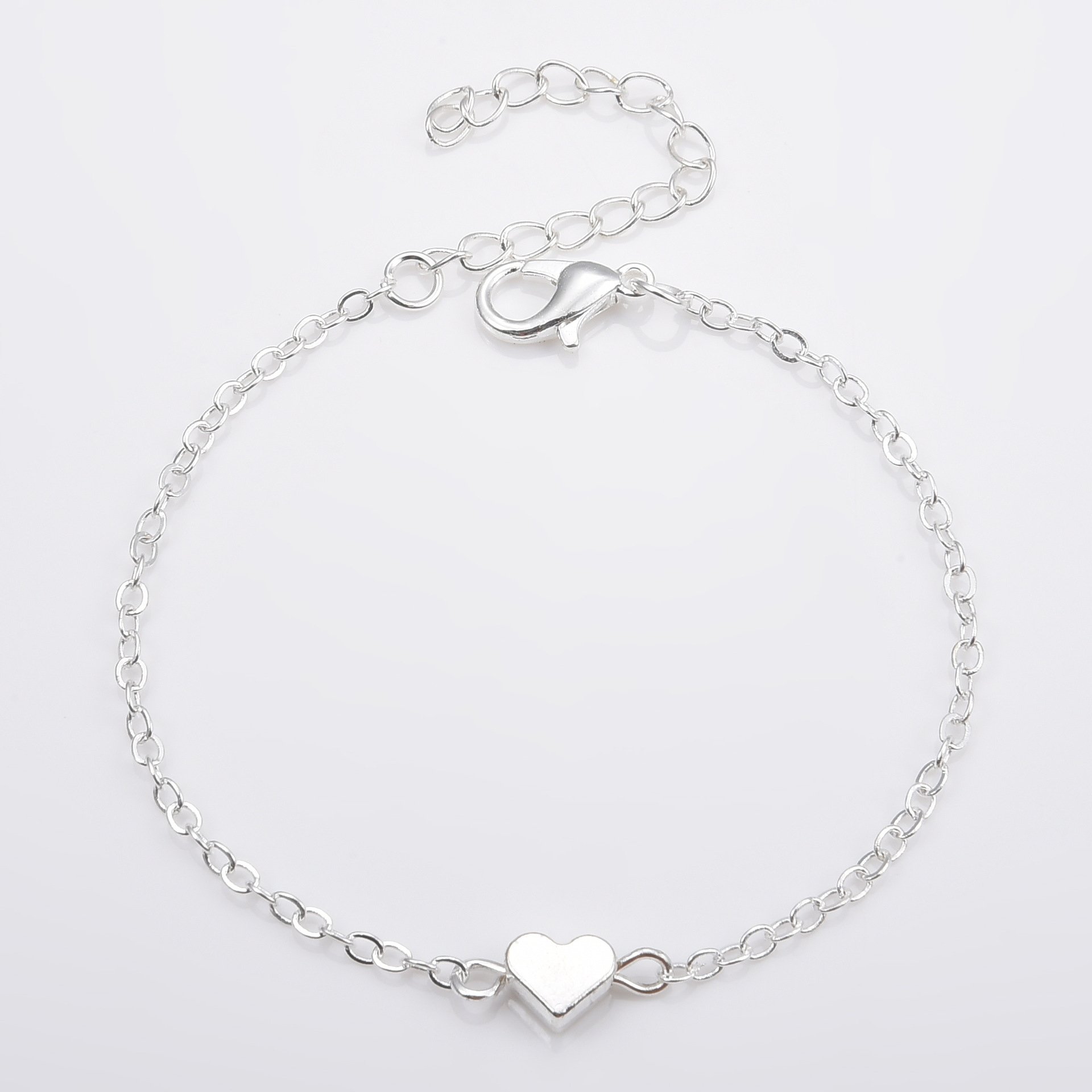 Stylish Simple Heart Bracelet - Trendy Accessory for Every Occasion - Image 4