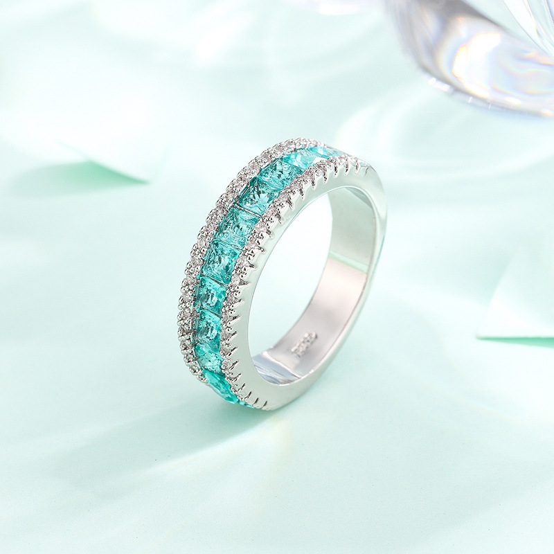 Elegant White Gold Plated Emerald Zircon Ring - Stylish Fashion Accessory - Image 6