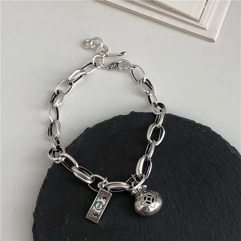 Vintage Presbyopic Lock Head Distressed Hip Hop Pendant Bracelet for New Year - Image 3