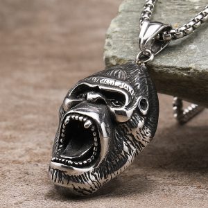 Vintage-Inspired Man Head Pendant Necklace - Retro Worn Style