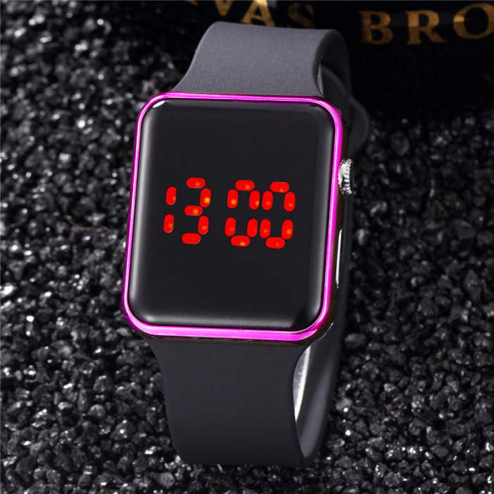Stylish Digital Wrist Watch - Modern Timepiece for Every Occasion - Image 4