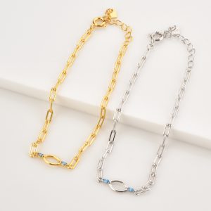Stylish Rectangular Chain Horse Eye Long Bracelet for Elegant Looks