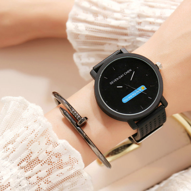 Stylish Retro Black and White Casual Wear for Men and Women - Simple Trend - Image 4