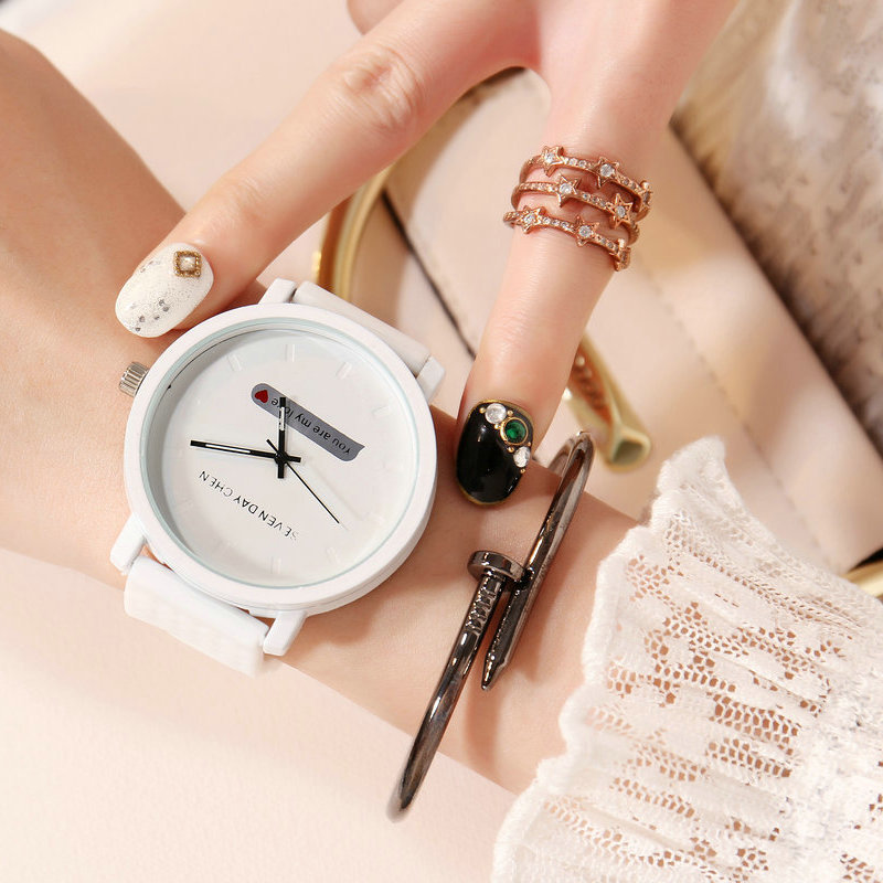 Stylish Retro Black and White Casual Wear for Men and Women - Simple Trend - Image 15