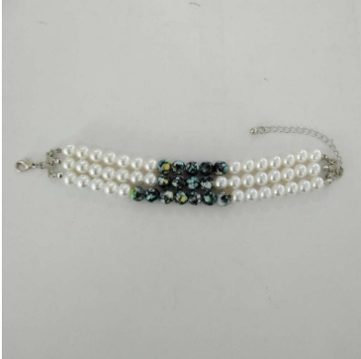 Trendy Women's Gothic Pearl Necklace for Fashion-Forward Style - Image 5