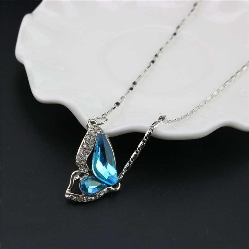 Elegant Three-Piece Necklace Set for Effortless Style and Versatility - Image 3