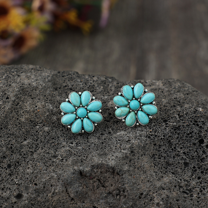 Vintage Bohemian Floral Silver Inlaid Turquoise Stud Earrings - Retro Charm - Image 8