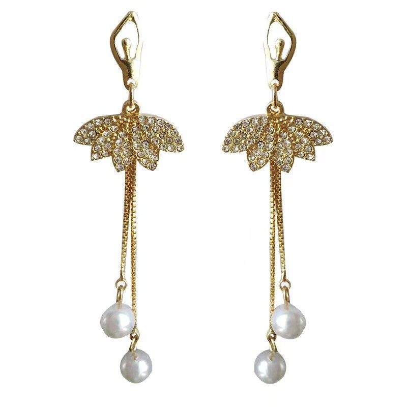 Elegant Ballet Women's Long Pearl Earrings for Timeless Style - Image 6