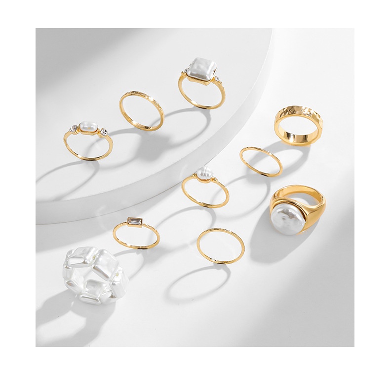 Elegant Alloy Gold Plated Pearl Ring - Stunning Jewelry for Every Occasion - Image 10