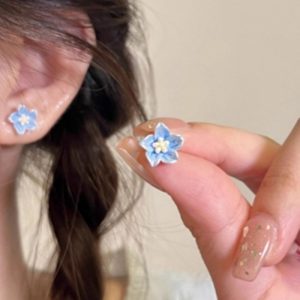 Delicate Small Blue Flower Stud Earrings for Elegant Style