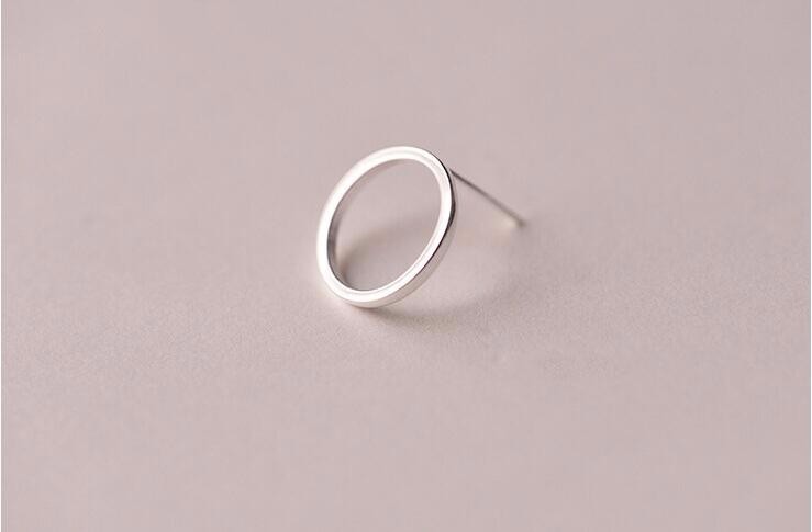 Elegant Simple Hollow S925 Sterling Silver Stud Earrings for Fashion Lovers - Image 4