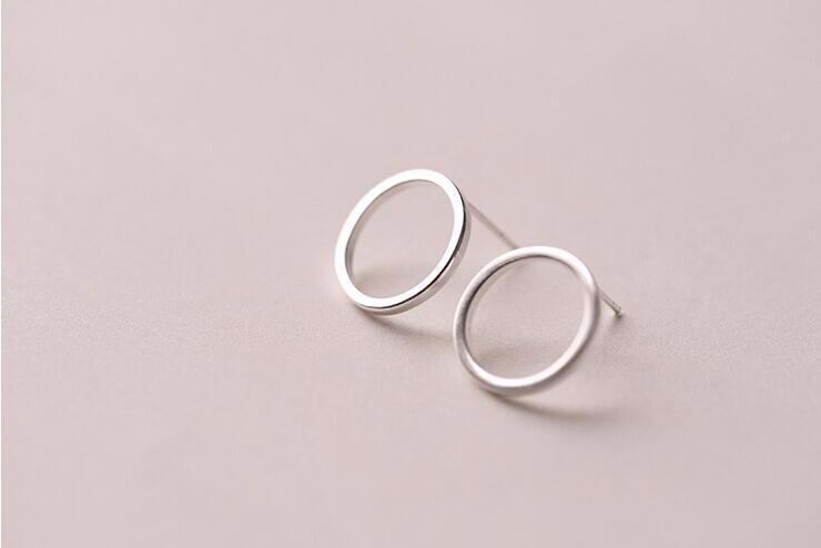 Elegant Simple Hollow S925 Sterling Silver Stud Earrings for Fashion Lovers - Image 16