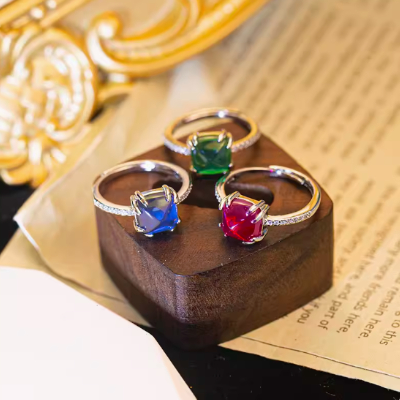 Four Claw Diamond Women's Colorful Gemstone Treasure Ring