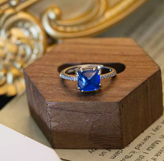 Four Claw Diamond Women's Colorful Gemstone Treasure Ring - Image 3