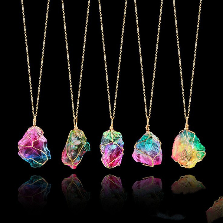 Vibrant Seven-Color Natural Stone Rough Winding Crystal Pendant - Transparent Beauty - Image 2
