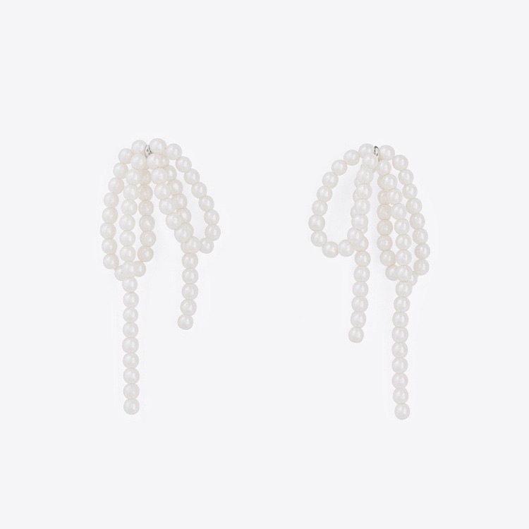 Chic Silver Woven Earrings with Elegant Bowknot and Pearl Accents - Image 10