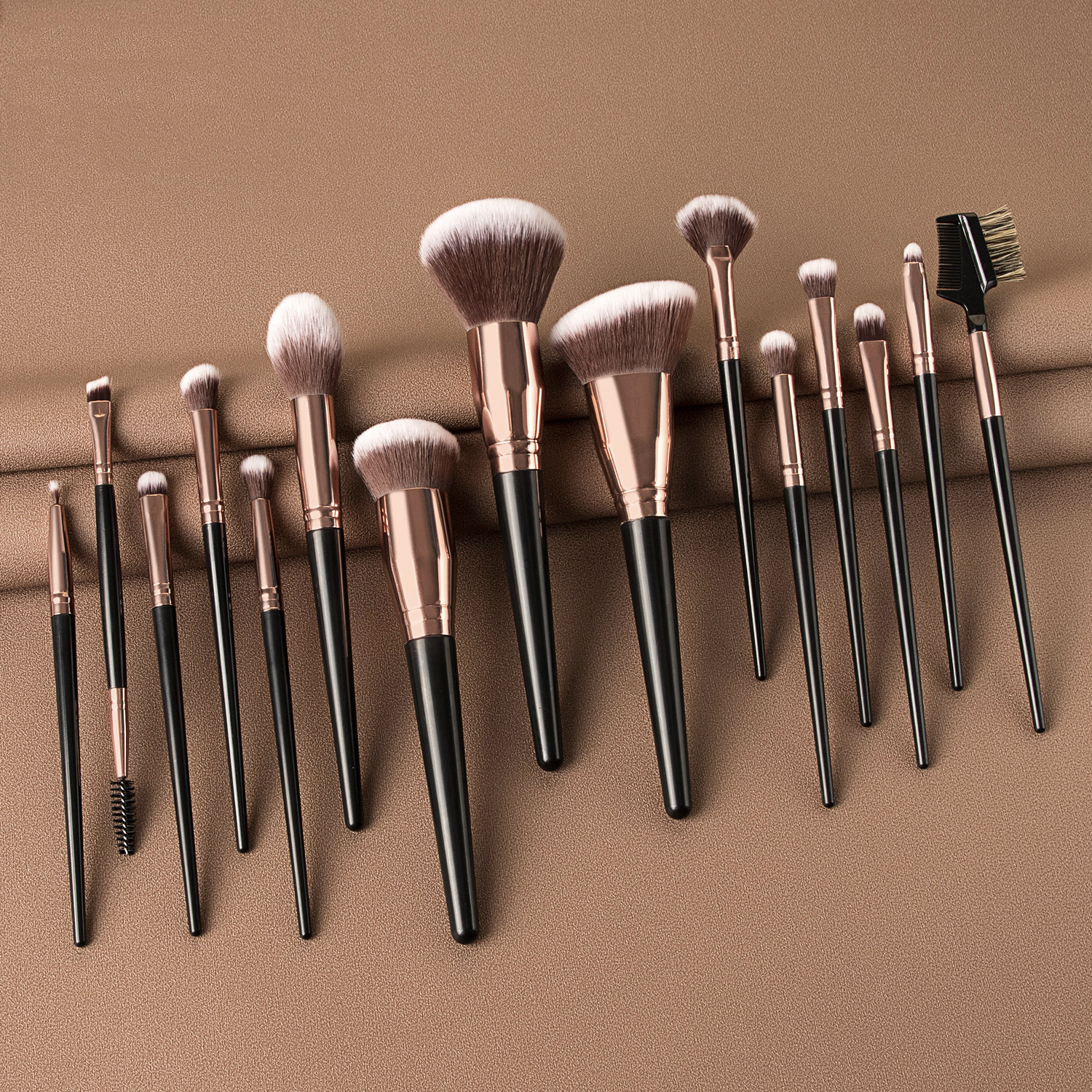 15-Piece Beauty Tools Makeup Brush Set - Eye Shadow Brushes Included - Image 2