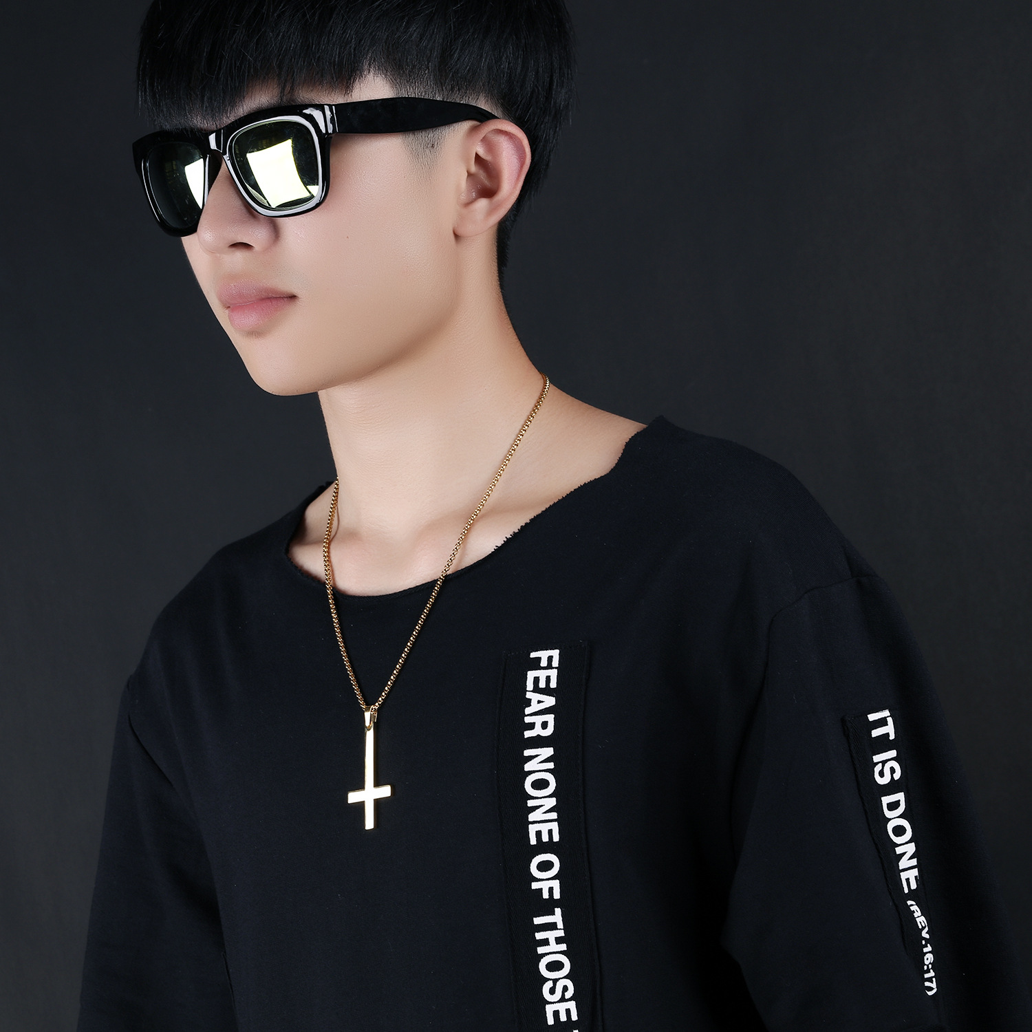 Men's Stainless Steel Inverted Cross Necklace - Stylish & Durable Accessory - Image 2