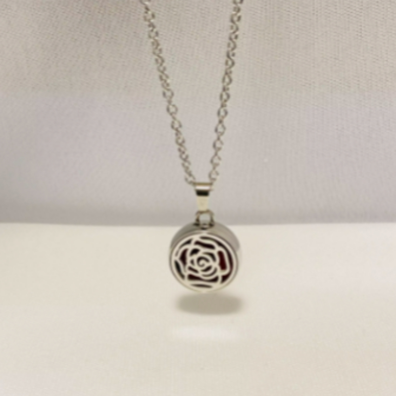 Trendy Summer Aromatherapy Essential Oil Buckle Necklace for Wellness - Image 2