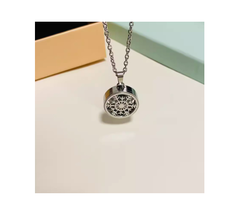 Trendy Summer Aromatherapy Essential Oil Buckle Necklace for Wellness - Image 4