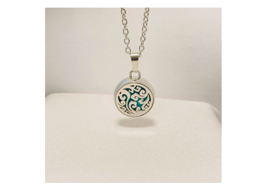 Trendy Summer Aromatherapy Essential Oil Buckle Necklace for Wellness - Image 9